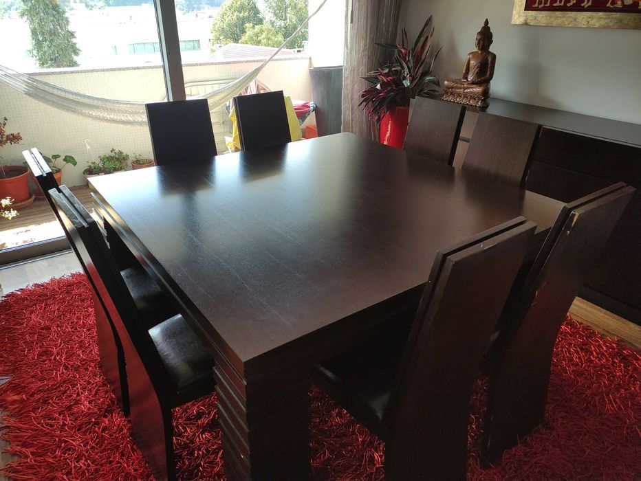 Conjunto de sala - Mesa + cadeiras para 8