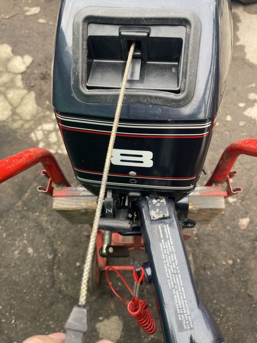 Лодочний мотор, двигун Евінруд 8/Evinrude 8/ лодочный двигатель