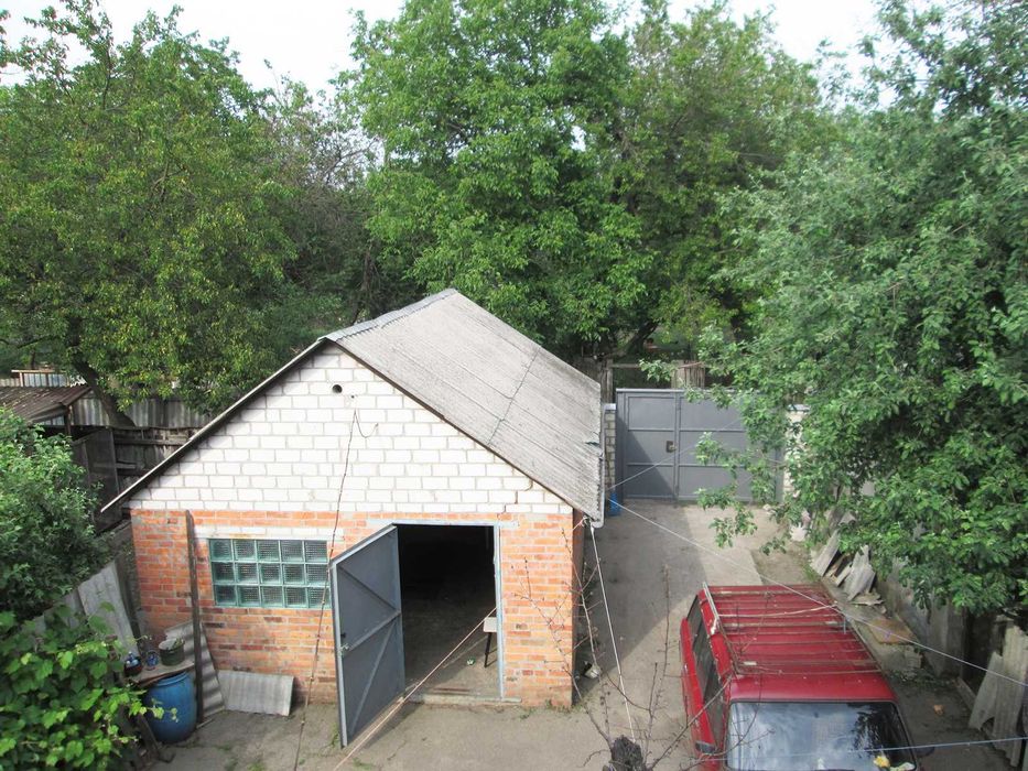 Lar. S1 Продам капітальний цегляний будинок на селищі Герцена.