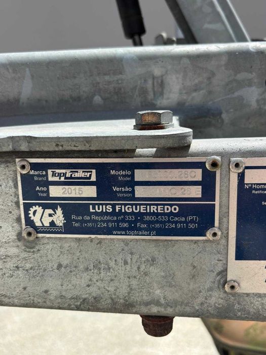 Atrelado porta carros e carga geral