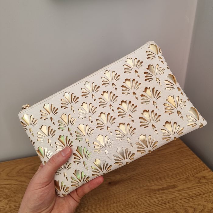 Сумка нова та б/в екошкіра на випускний клатч шопер кросбоді