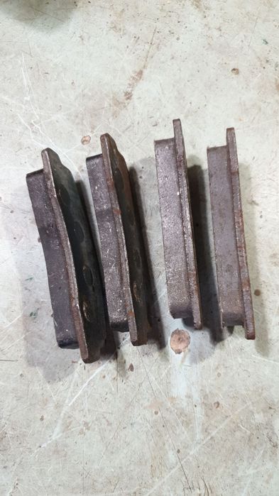 Гальмівні колодки Ваз2121 (нива)