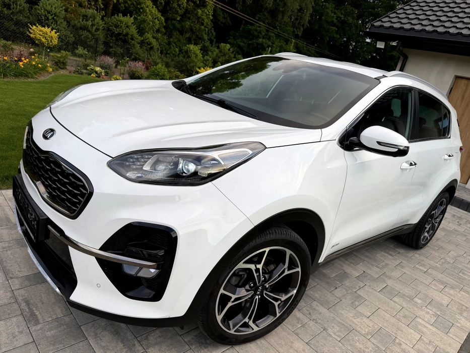 Kia Sportage 1.6 benzyna 177KM automat 4x4 GTline 1wł biała perła kamery360 uszkDE
