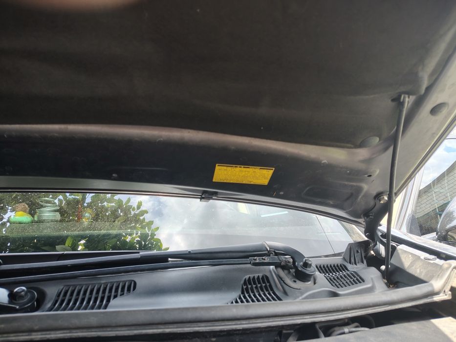 Продам семейный автомобиль