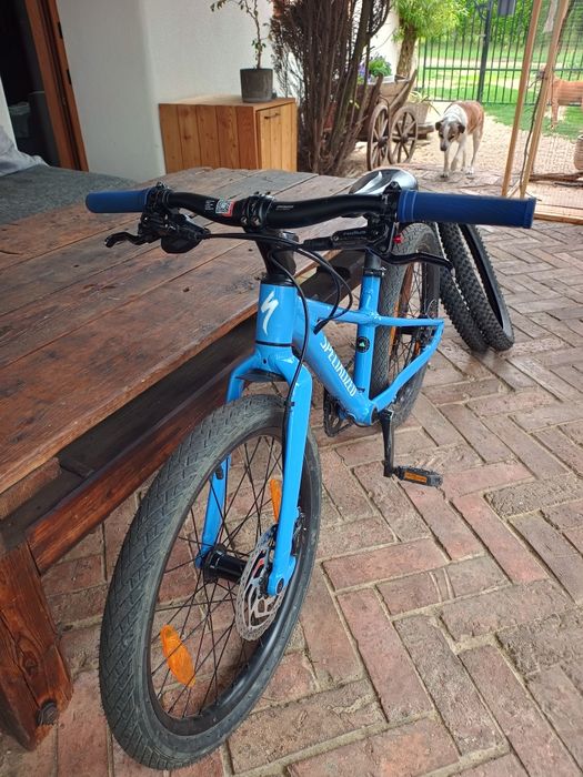 Sprzedam Specialized Riprock 20" – hydraulik, 9 biegów, 2 lata, oryginalny karton