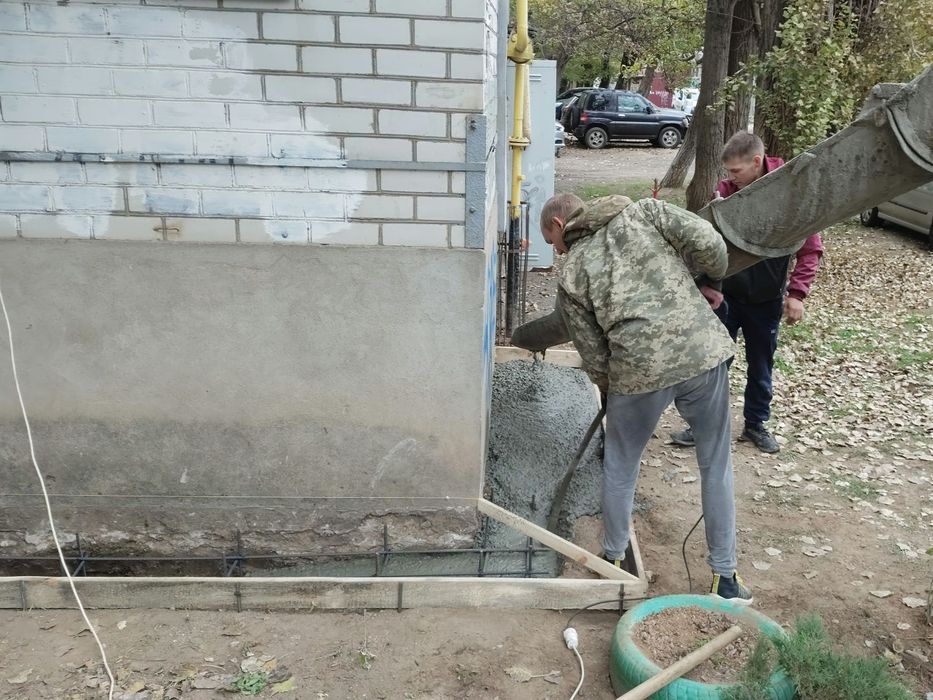 Бетонные монолитные.Демонтажные работы.Стяжка плола.