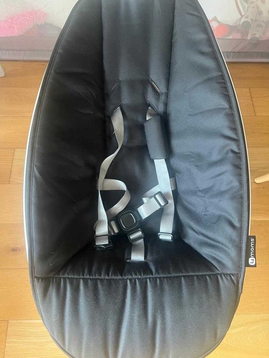 Espreguiçadeira Mamaroo 4moms 5.0 + redutor