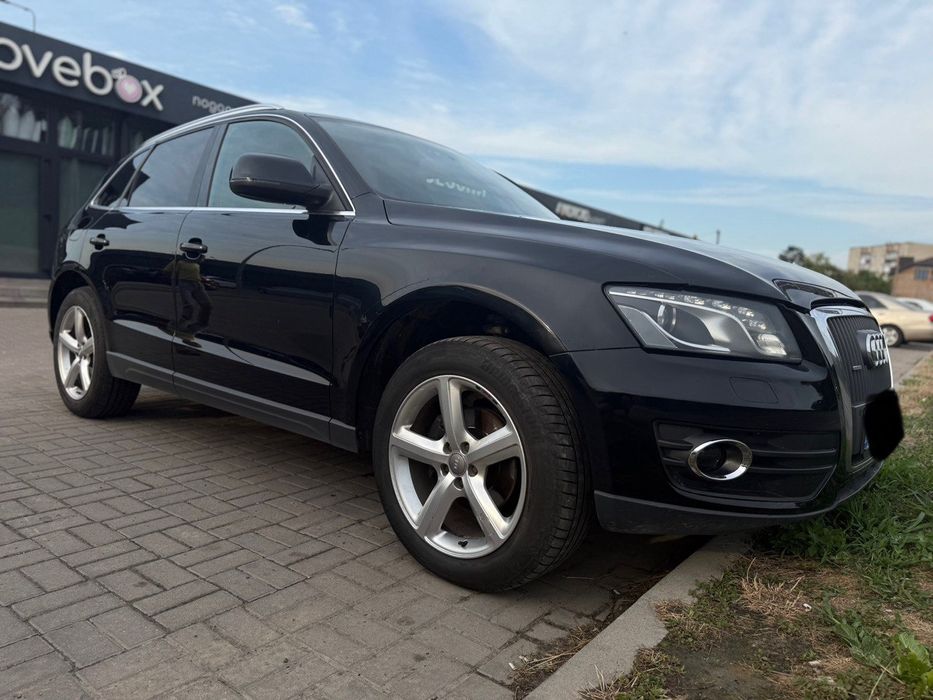 Продам Audi Q5 quatro,2.0 дизель!