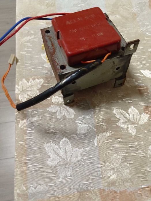 Трансформатор 220V 50Hz - 31,5V