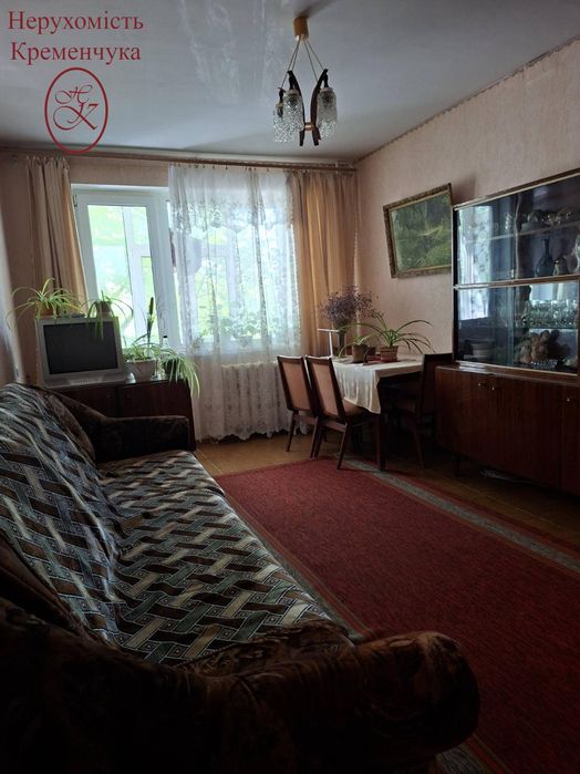 Продаж/ 2 кімнатна/ на Добровольского