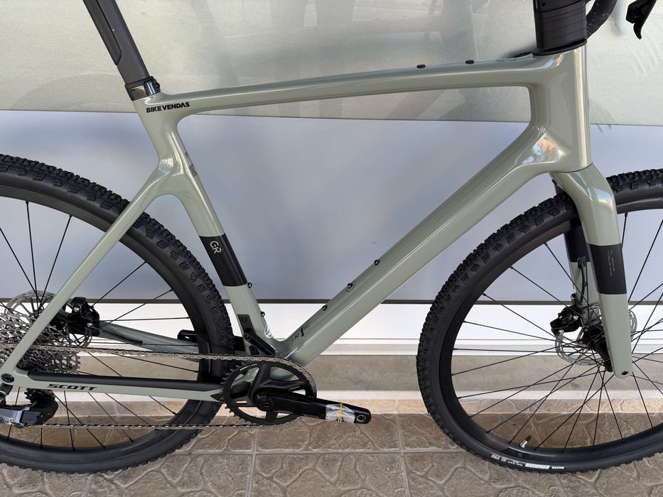 Bicicleta Scott Gravel AXS - semi nova!