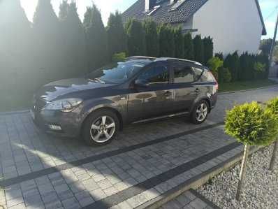 sprzedam samochód kia ceed