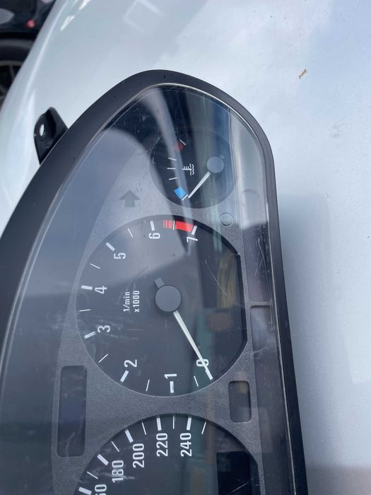 Bmw 3 e36 licznik zegary VDO 1.6 M43 COMPAKT 8371.558 1.8tds 8.361.210