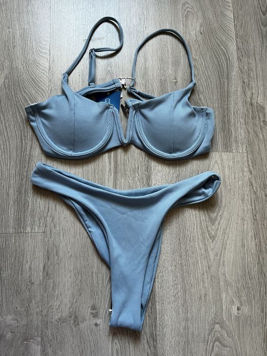 Купальник, новий, вказано розмір С, але по факту більший.