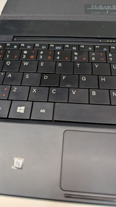 Планшет Samsung Galaxy TabPro S Windows