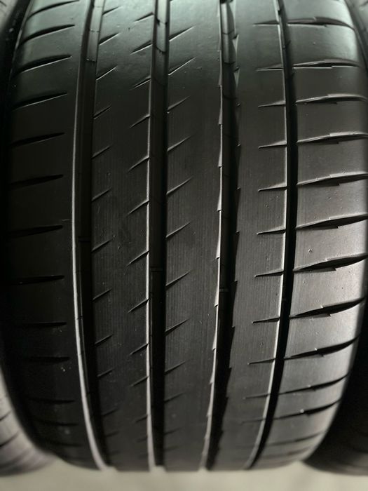 265/35/19+235/40/19 R19 Michelin Pilot Sport 4S 4шт