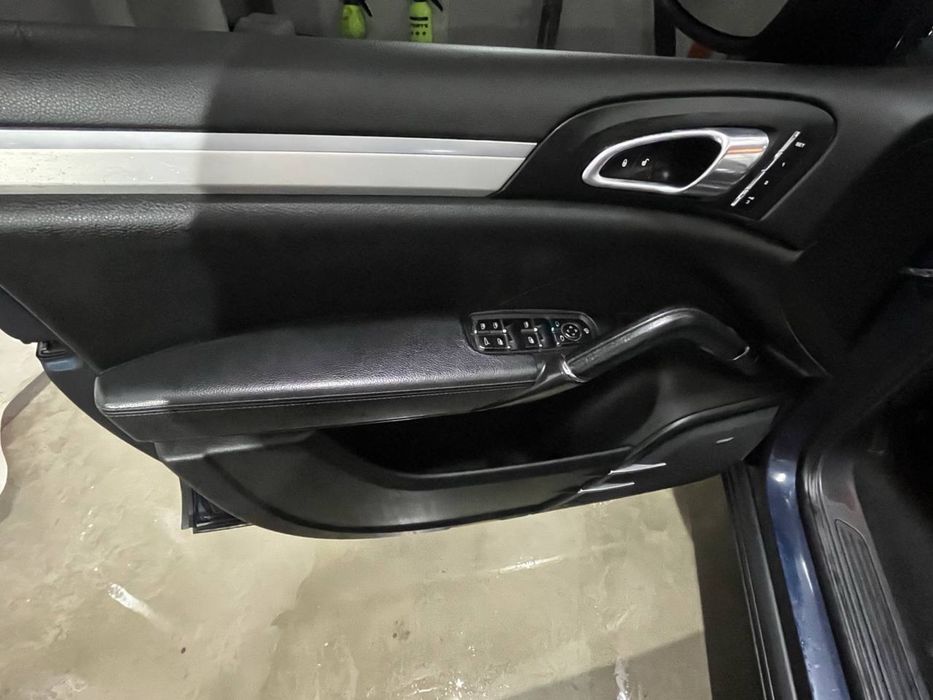 Продам Porshe Cayenne дизель 2013 Состояние идеальное!