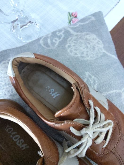 Sapatilhas em pele cor camel nr 37Kolosh