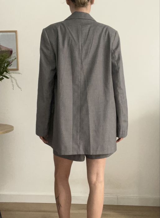 Костюм сірий H&M