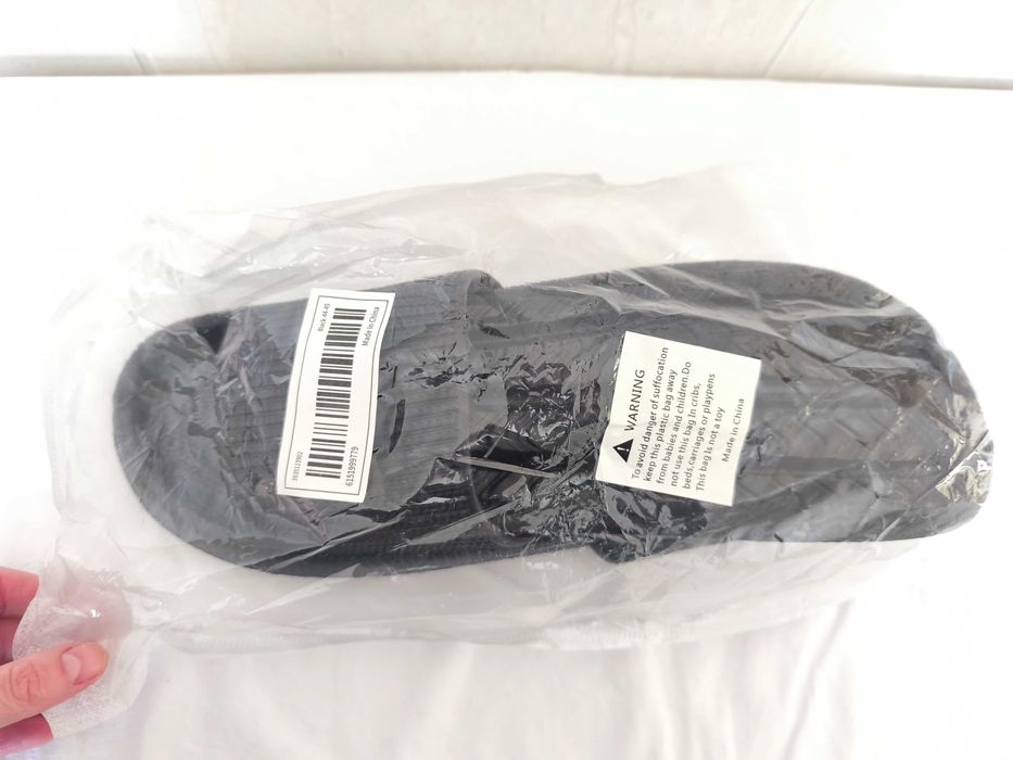 Chinelos pretos homem *novos*, número 44