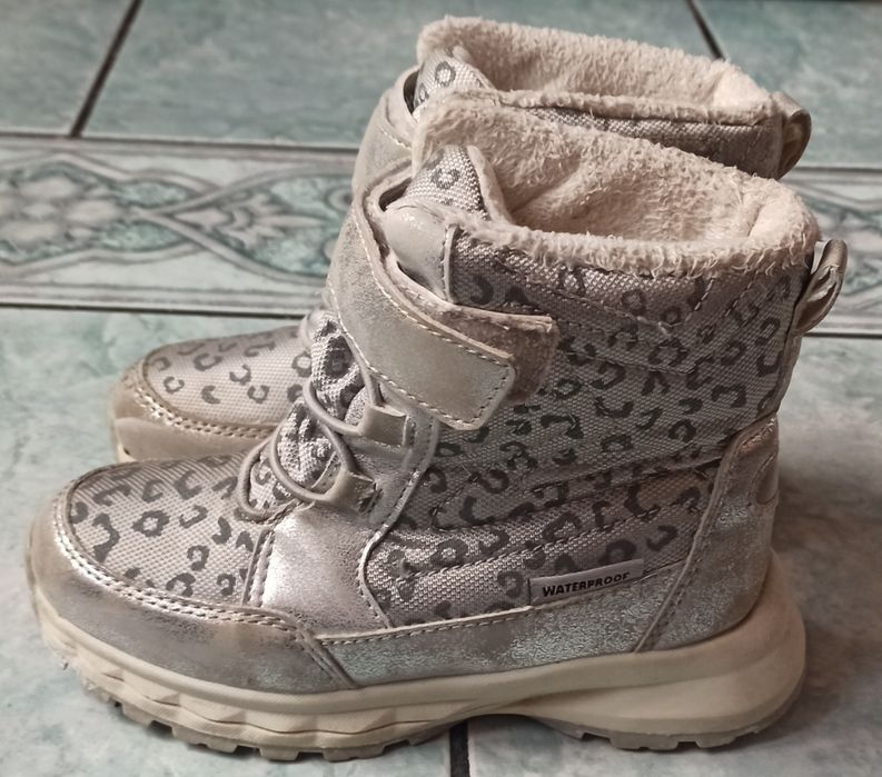 Buty śniegowe dziewczęce lupilu.