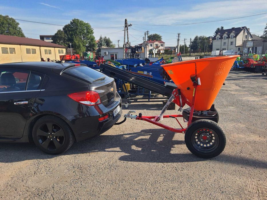 Piaskarka  posypywarka 300 kg  QUAD napęd z kół