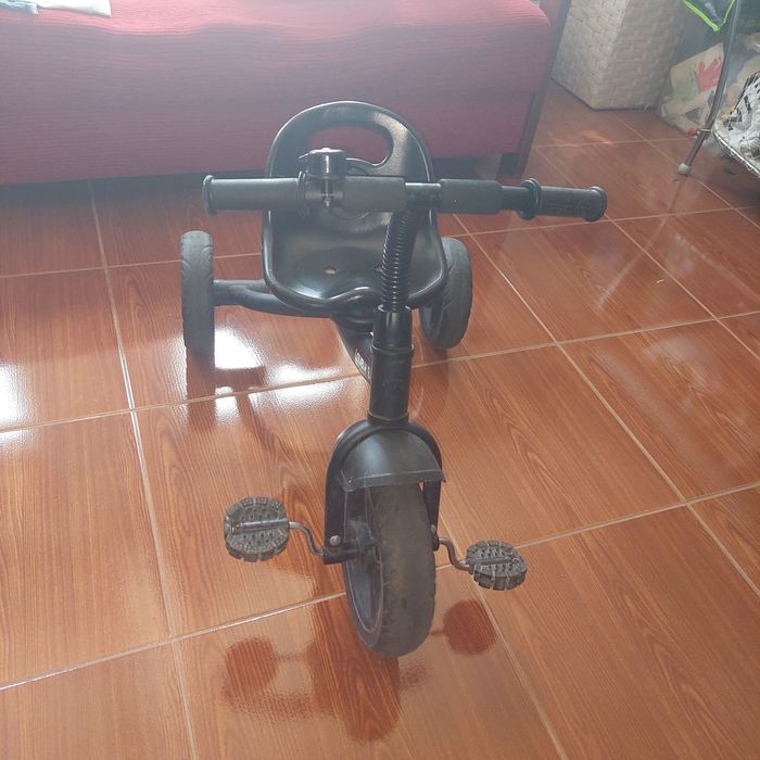 Triciclo de criança