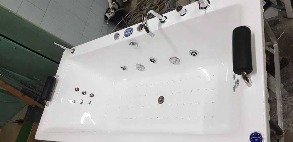 Wanna z hydromasażem  ITAKA 190X90 firmy VICTORYSPA