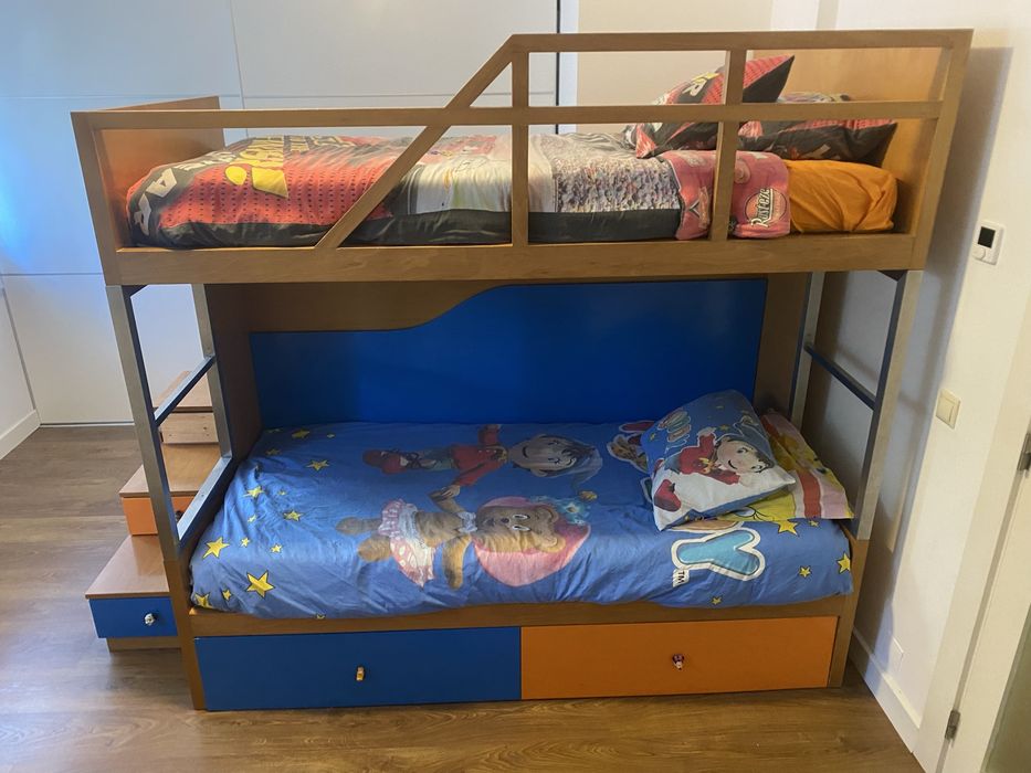 Beliche Juvenil Completo c/ Escadas de Arrumação + Cama Extra + Colchões Incluídos