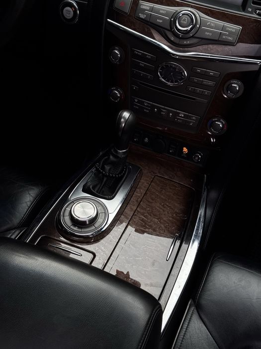 Infiniti QX-56 2010 5.6 ГБО офіціал