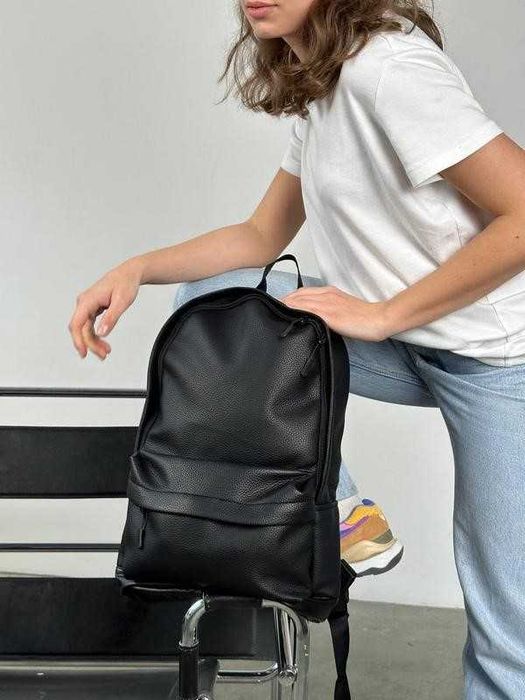 Чоловічий рюкзак з екошкіри чорний - для офісу, школи та міста