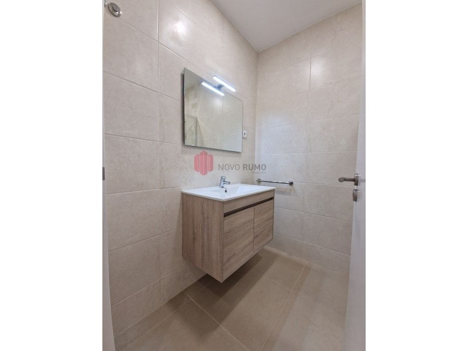Apartamento T4 para arrendar.