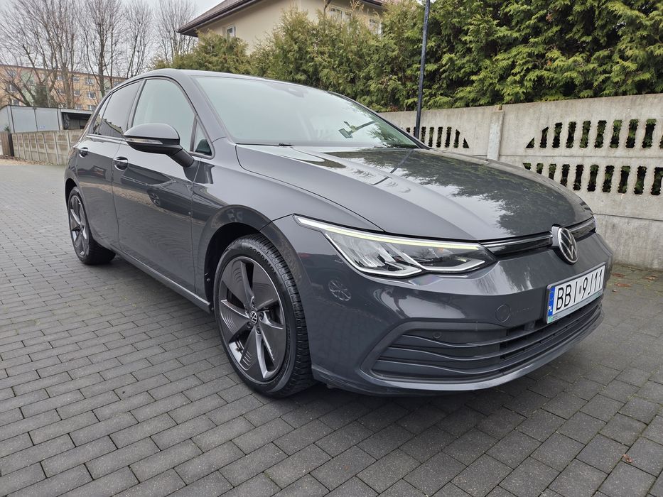 VW Golf VIII 1,5 eTSI Automat Faktura VAT23%