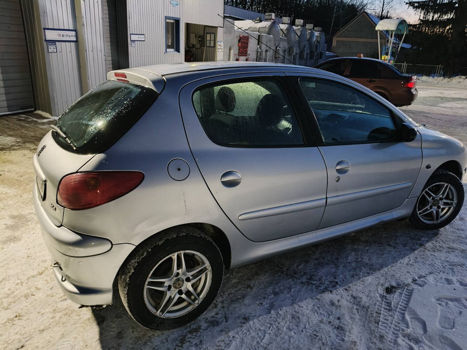 Peugeot 2006 автомат