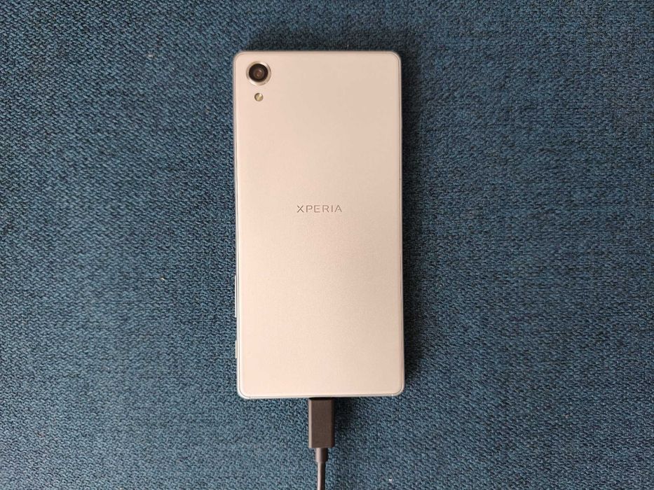 Sony Xperia X F5121 3/32 GB biały