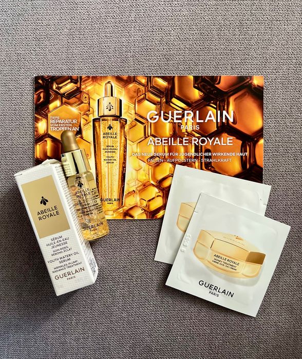 GUERLAIN Abeille Royale, Youth Watery Oil Serum