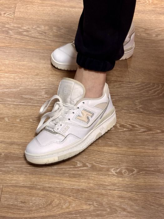 Зручні шкіряні жіночі кросівки оригінал New Balance 550 White/Beige (38 розмір / стопа 24.5 см)