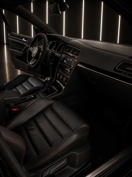 Volkswagen Golf 7 GTI 2.0 TSI Manual | Dynaudio | Bancos em Pele | 320cv | Aceito Troca ou Retoma | Muito Estimado
