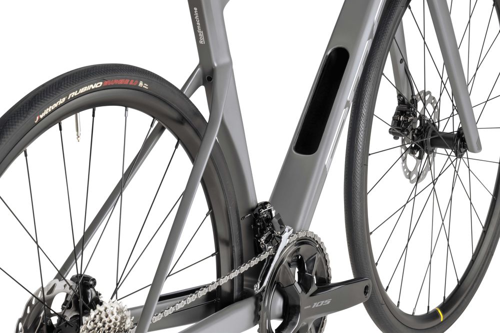 Nowy BMC Roadmachine Five Shimano 105 2x12