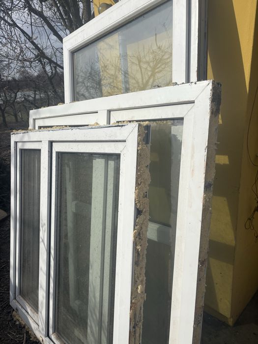 Okna PCV używane – białe, z szybą zespoloną