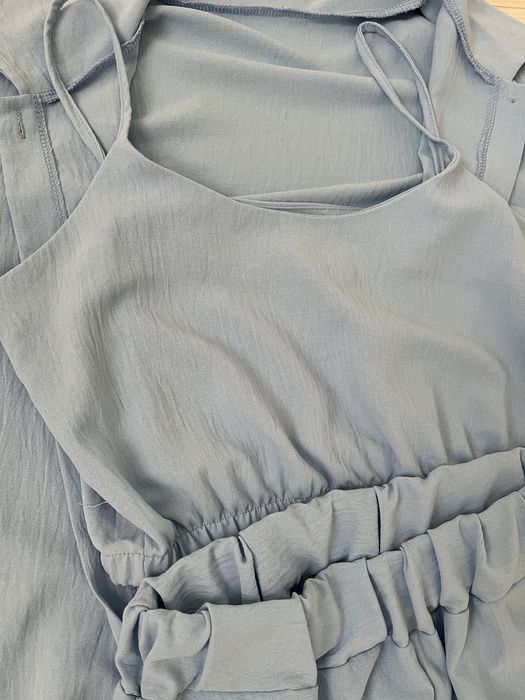 Легкий блакитний літній костюм