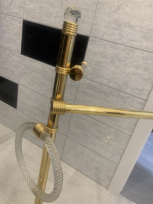 Стойка для туалета