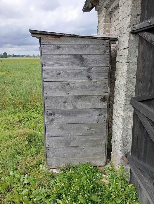 WC ubikacja drewniana