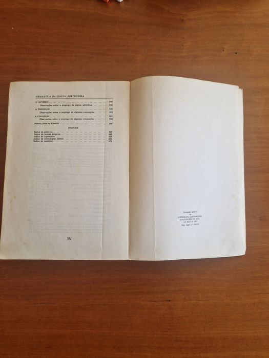 "Gramática da Língua Portuguesa", Pilar Cuesta e M. Albertina Luz