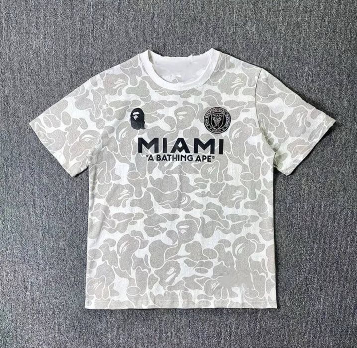Футболка Miami в наявності 2 кольори