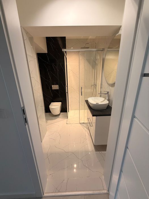 Nowe mieszkanie 47 m² 2 pokoje 2× klimatyzacja, garaż, balkon, winda, 4 piętro