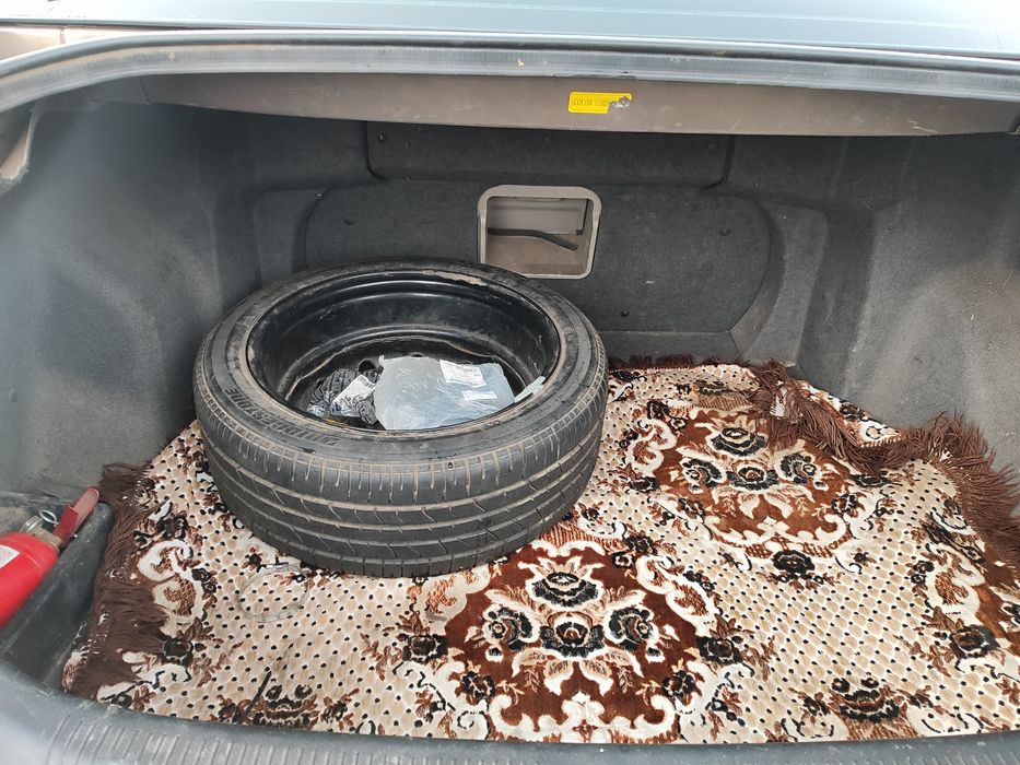 Продам Emgrand 8