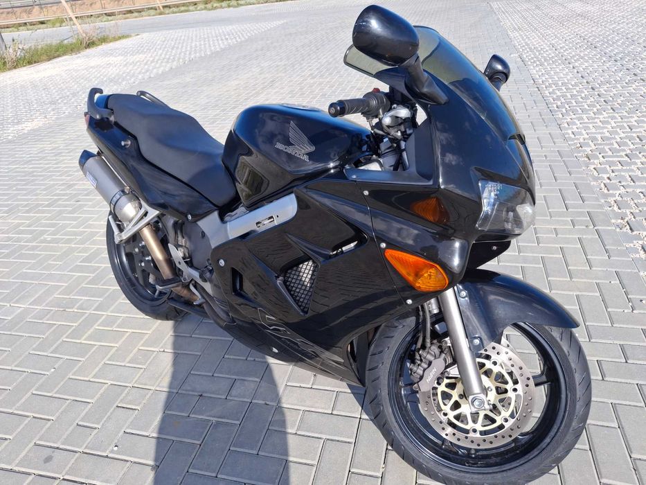 Honda Vfr 800 FI RC46