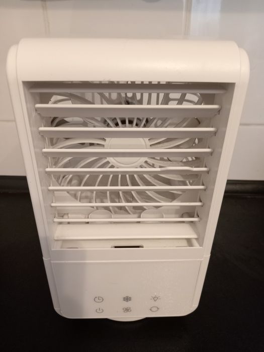 Mini klimatyzator wiatrak. Przenośny. Nowy. Lampka nocna. Na wodę.