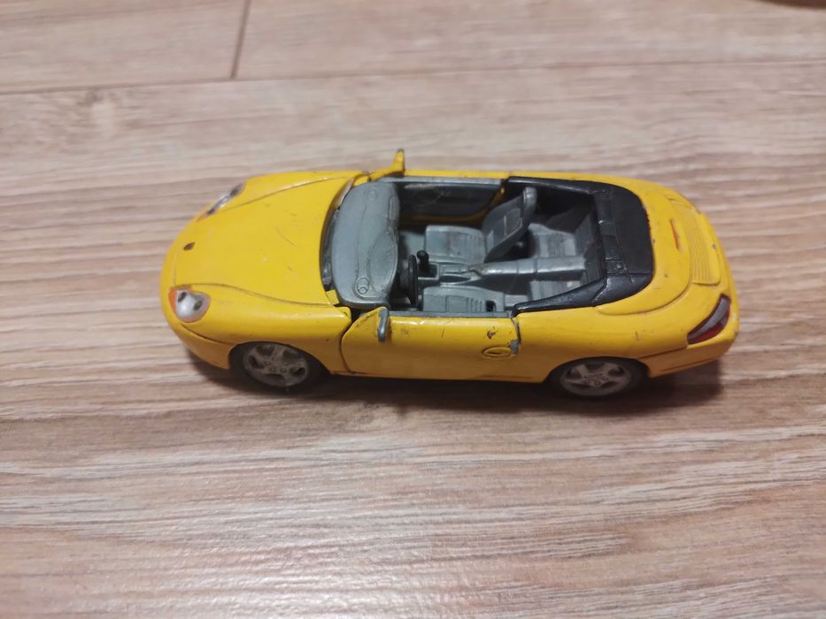 Porsche Carrera; Hongwell 1:43